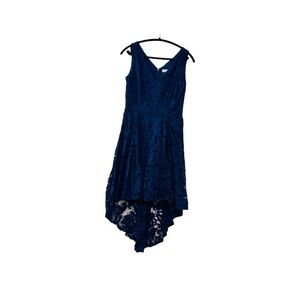 Elegant Navy Lace High-Low Dress with V-Neck